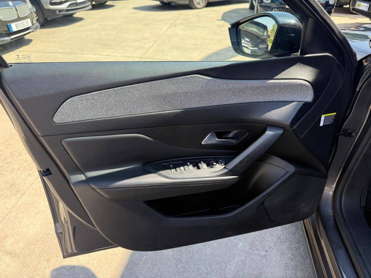 peugeot-308-sw-2022-diesel-1499cc