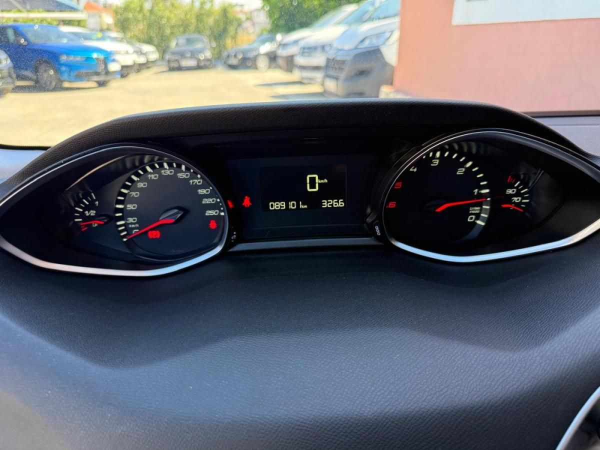 peugeot-308-2019-diesel-1499cc