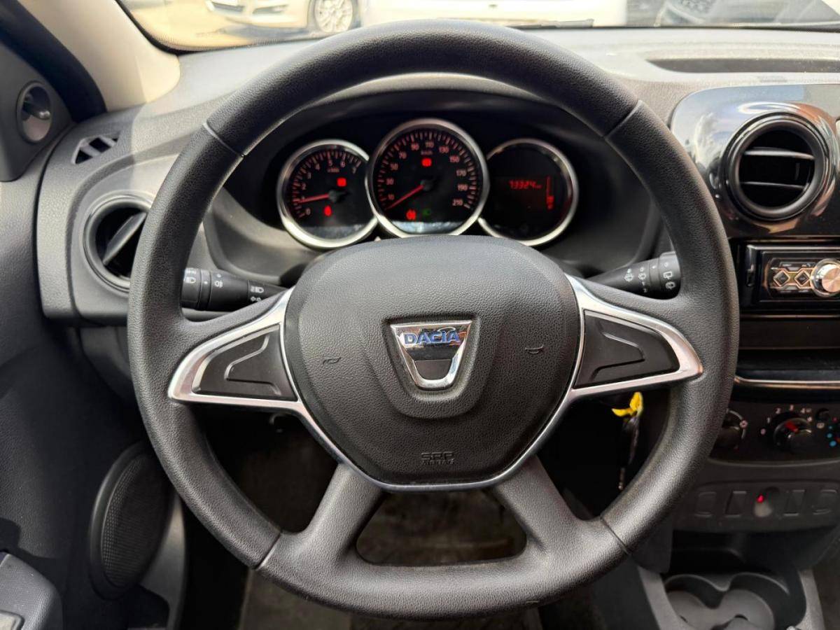 dacia-sandero-2019-gasolina-999cc