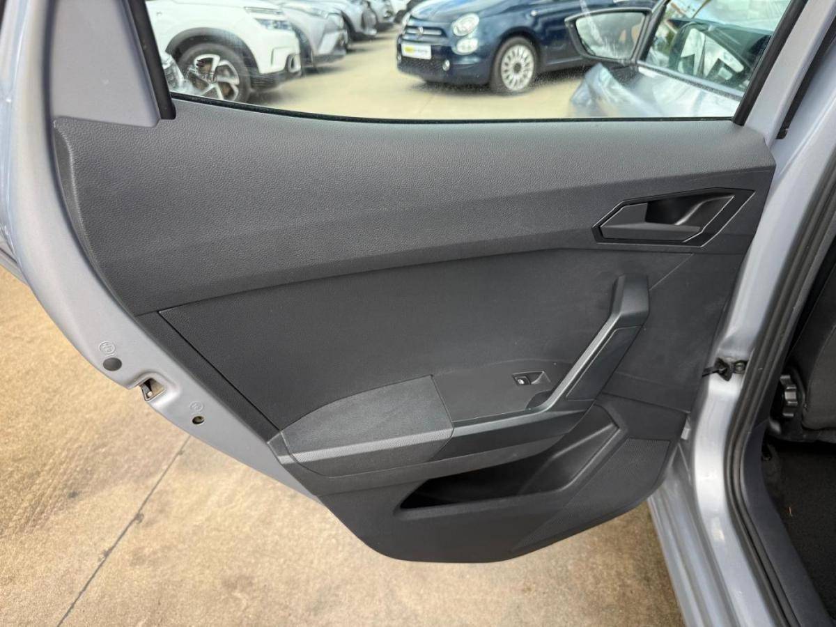 seat-ibiza-2024-gasolina-999cc