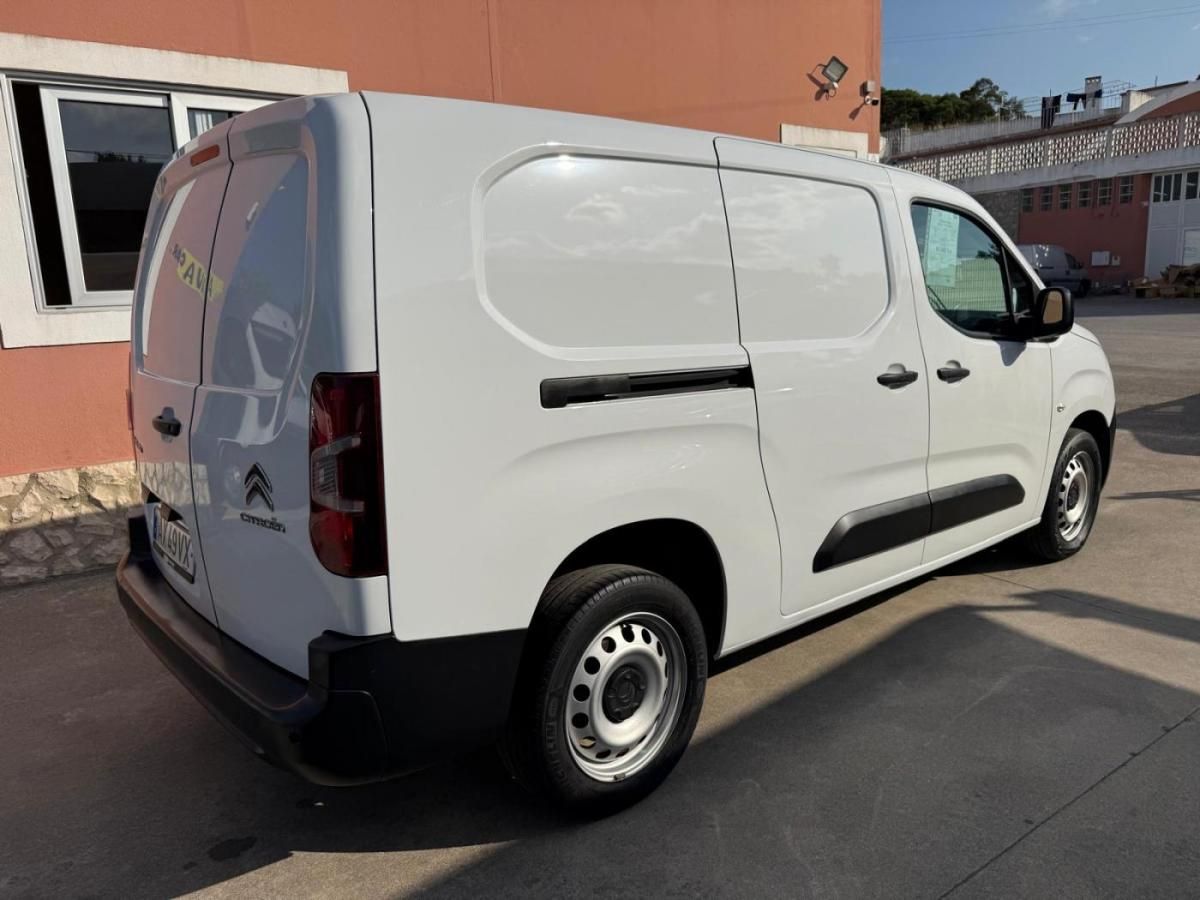 citroen-berlingo-2023-diesel-1499cc