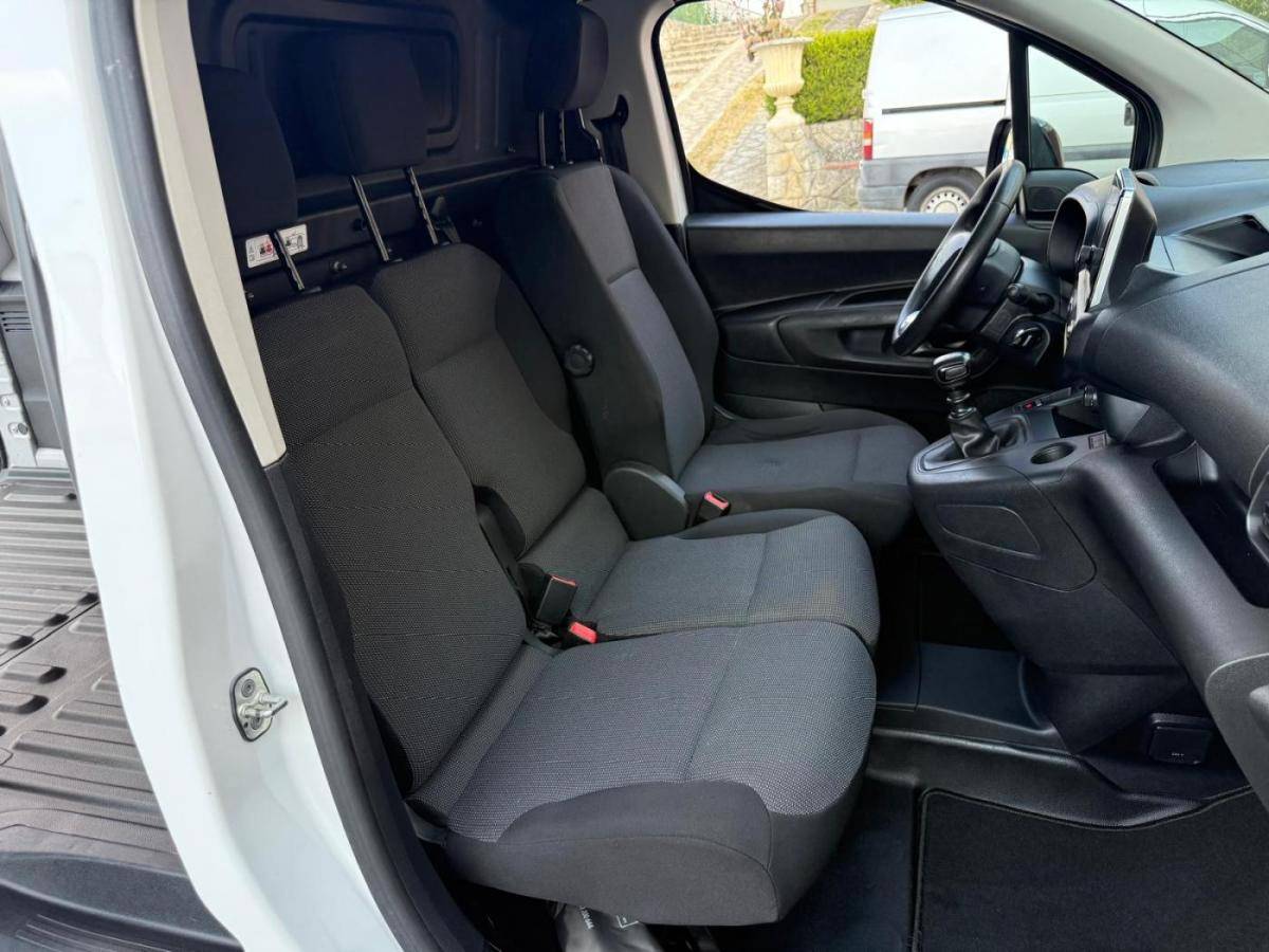 citroen-berlingo-2023-diesel-1499cc