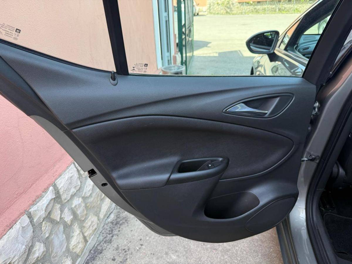 opel-astra-2016-diesel-1598cc