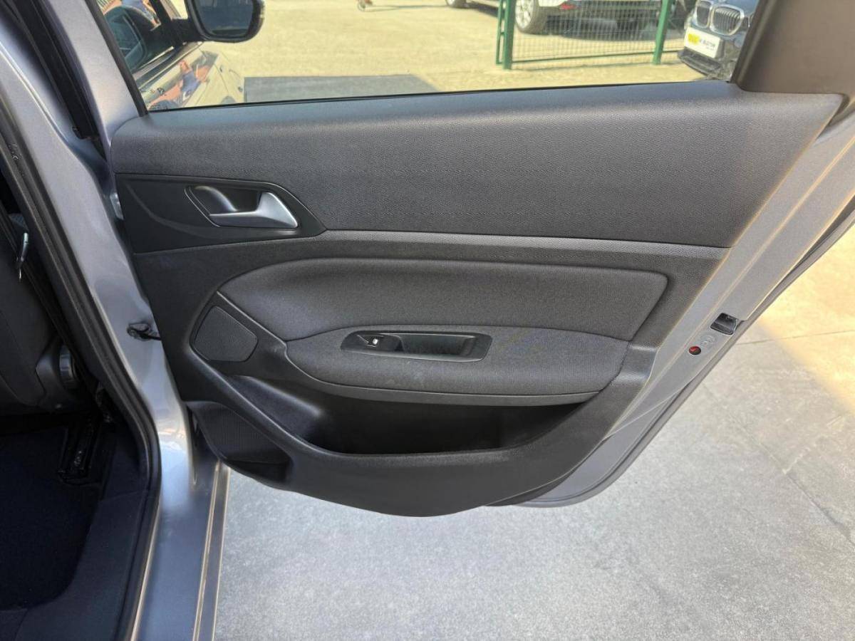 peugeot-308-sw-2019-diesel-1499cc