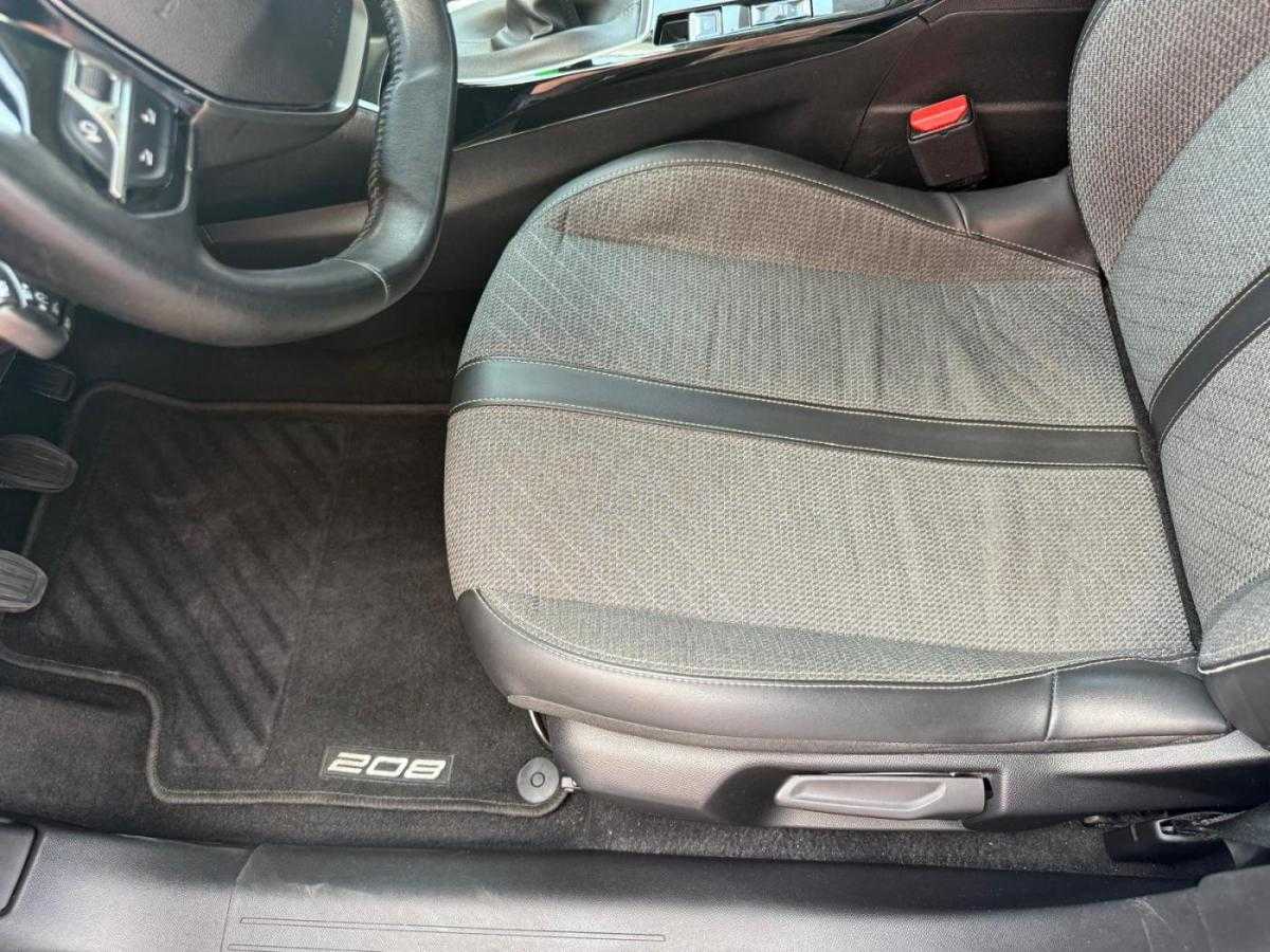 peugeot-208-2024-gasolina-1199cc