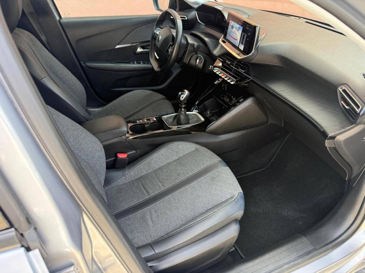 peugeot-208-2024-gasolina-1199cc