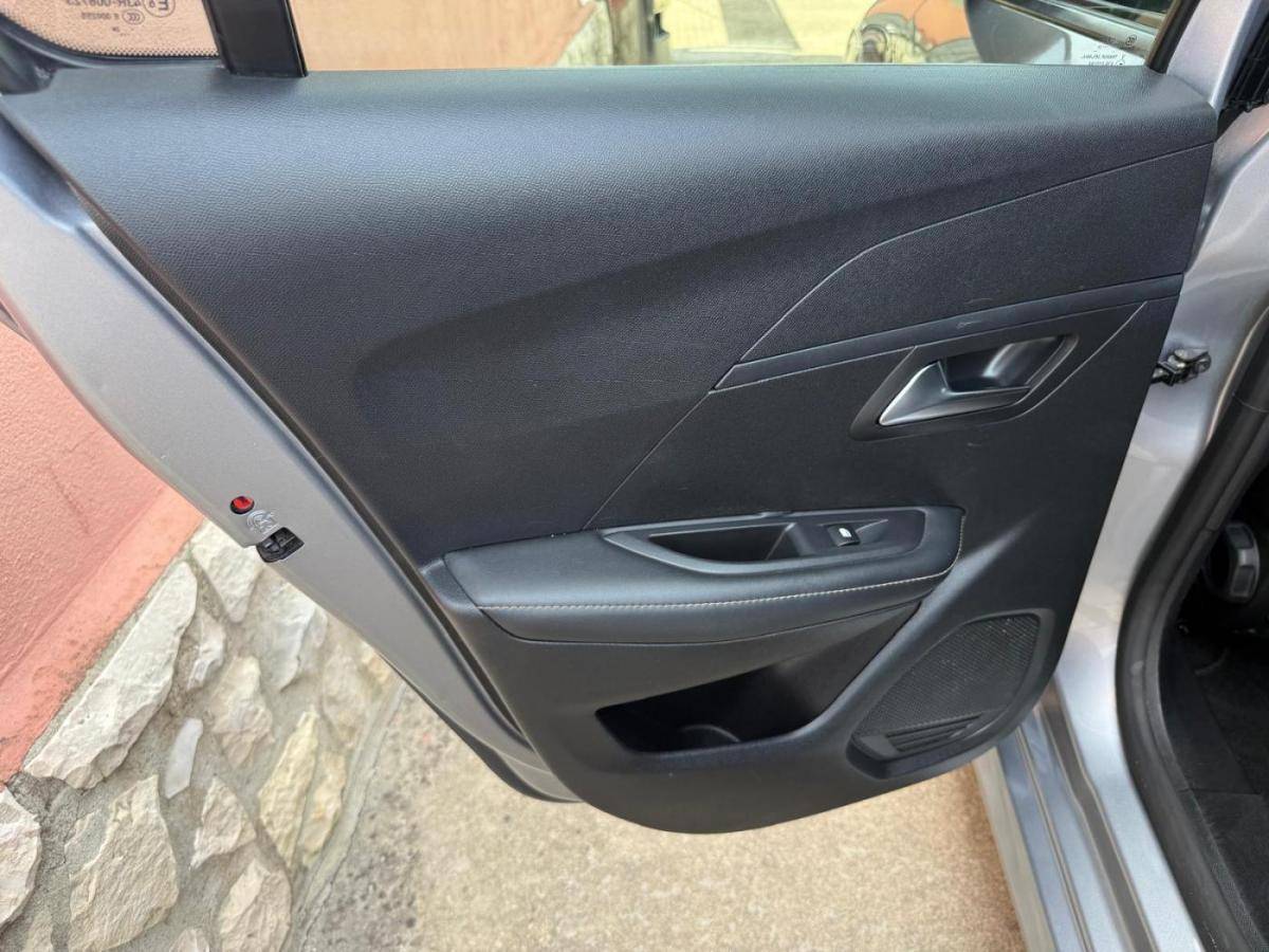 peugeot-208-2024-gasolina-1199cc
