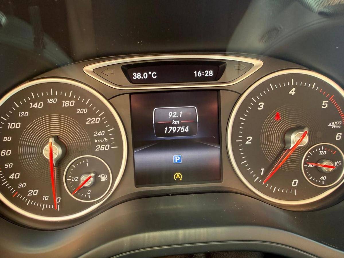 mercedes-benz-classe-b-2015-diesel-1461cc