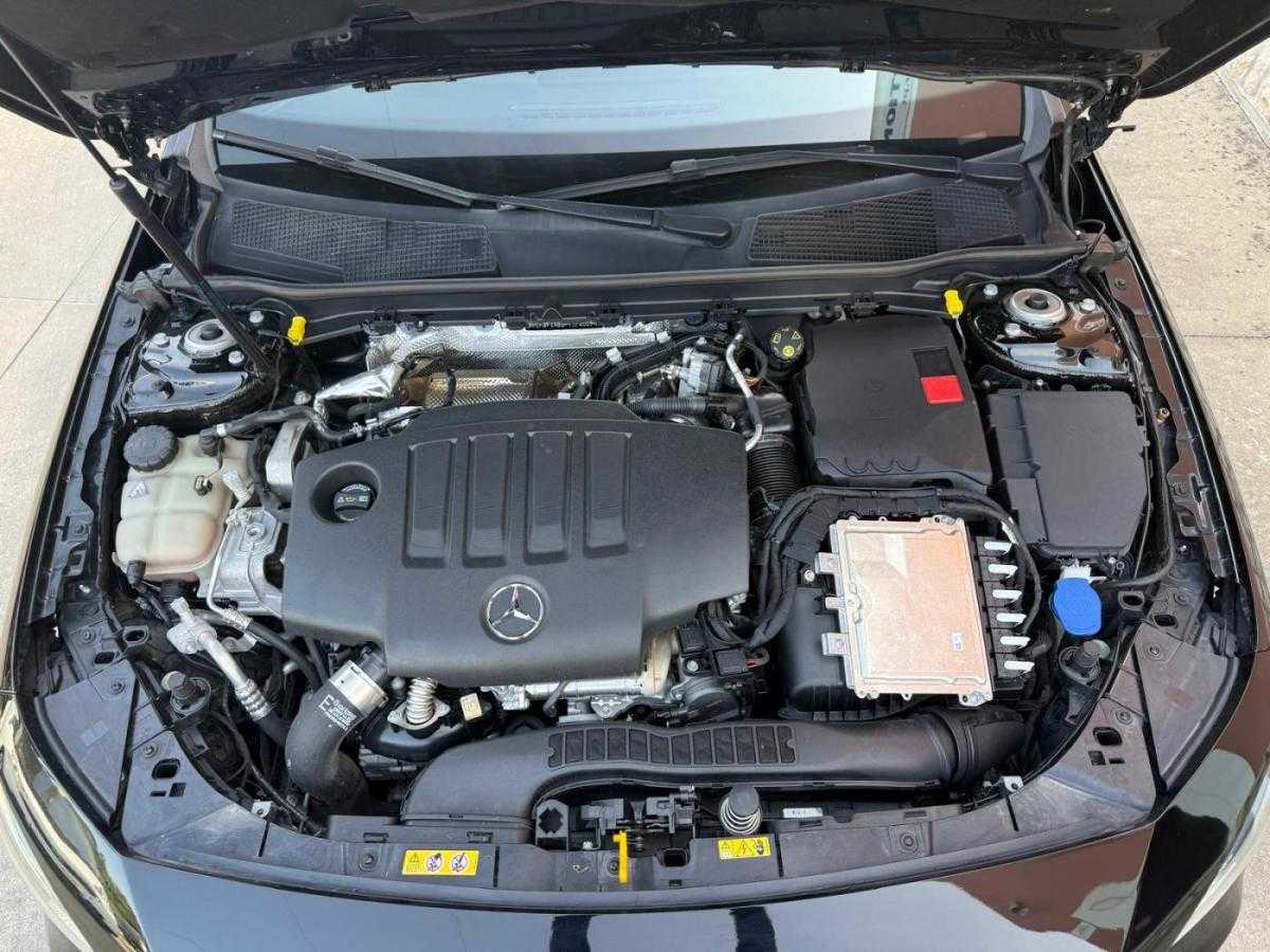 mercedes-benz-classe-a-2023-diesel-1950cc