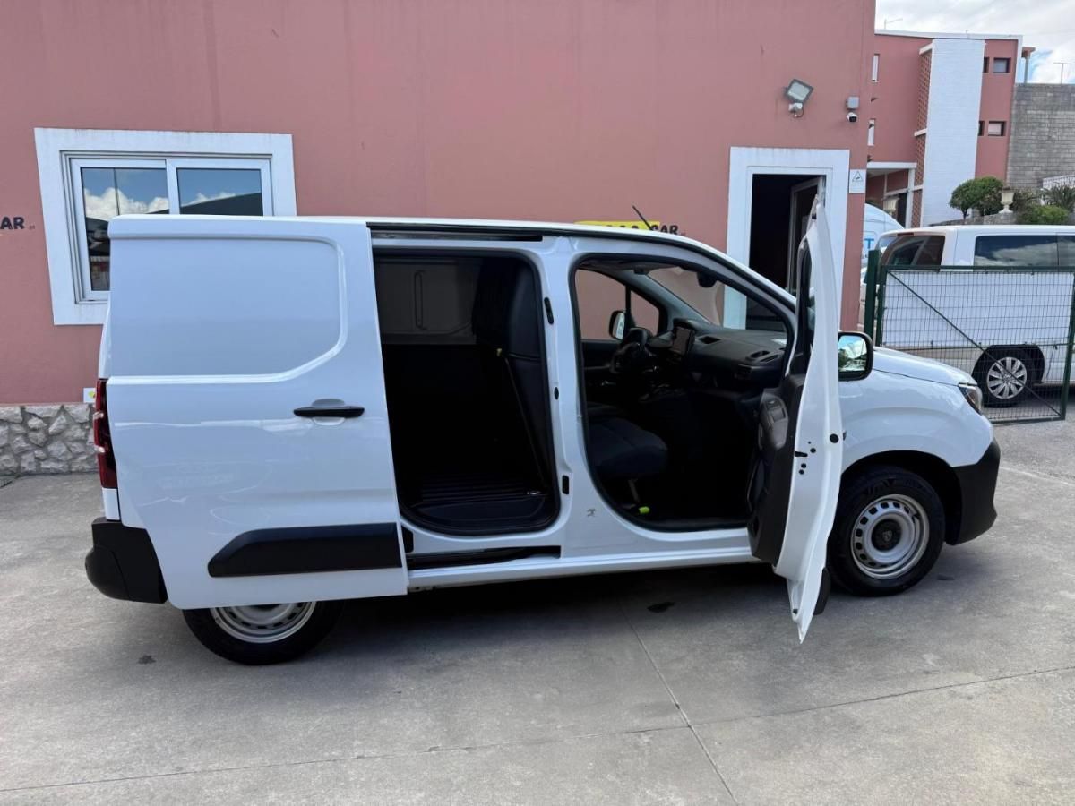 peugeot-partner-2025-diesel-1499cc