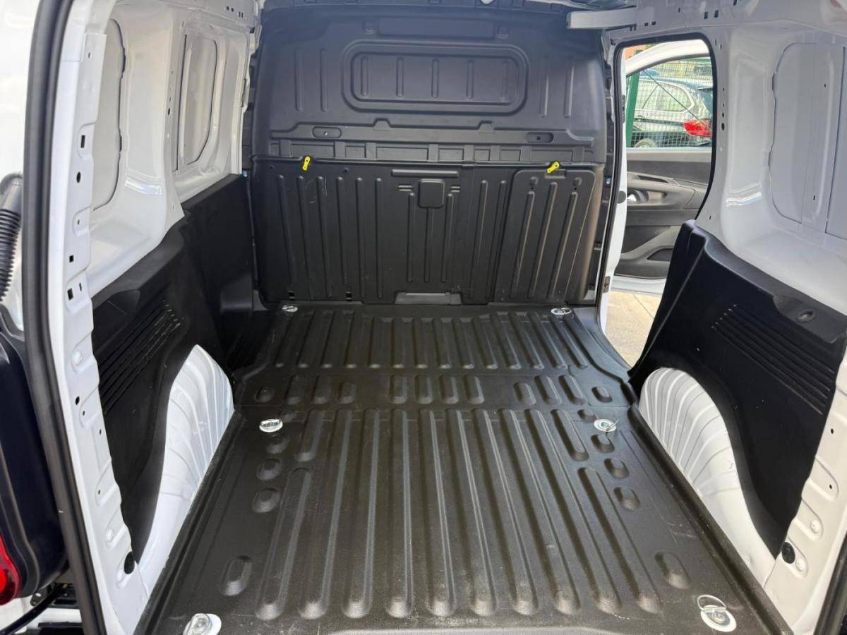 peugeot-partner-2025-diesel-1499cc