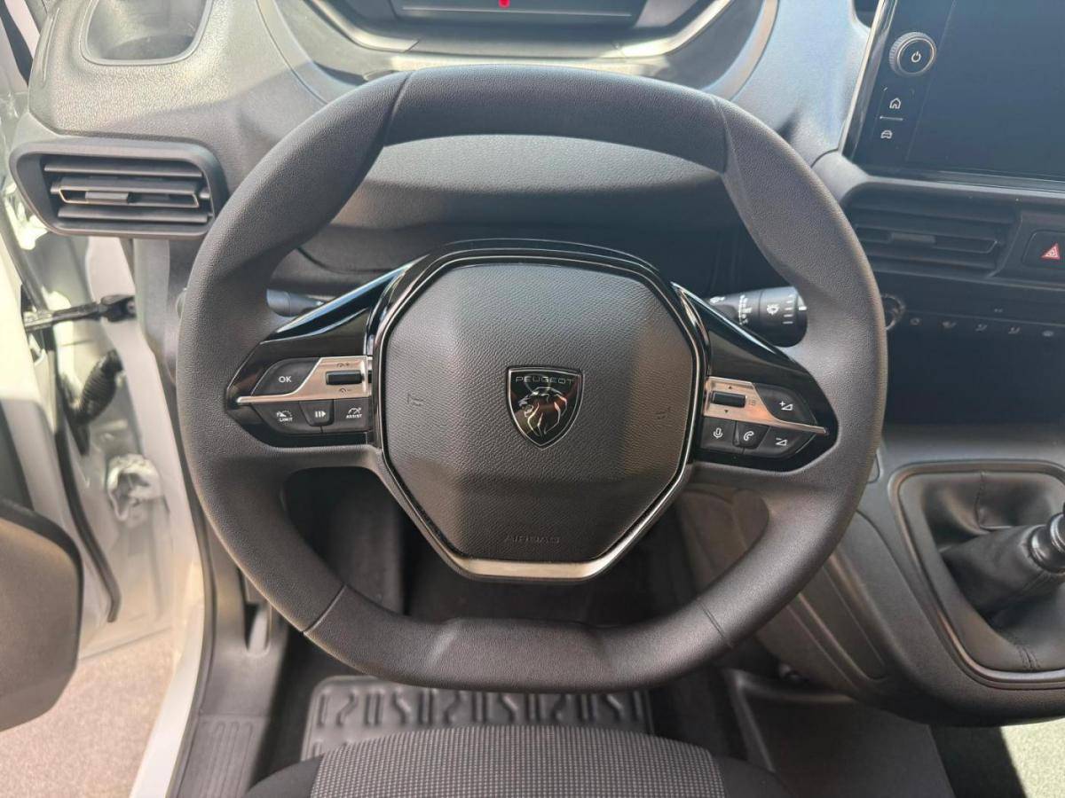 peugeot-partner-2025-diesel-1499cc