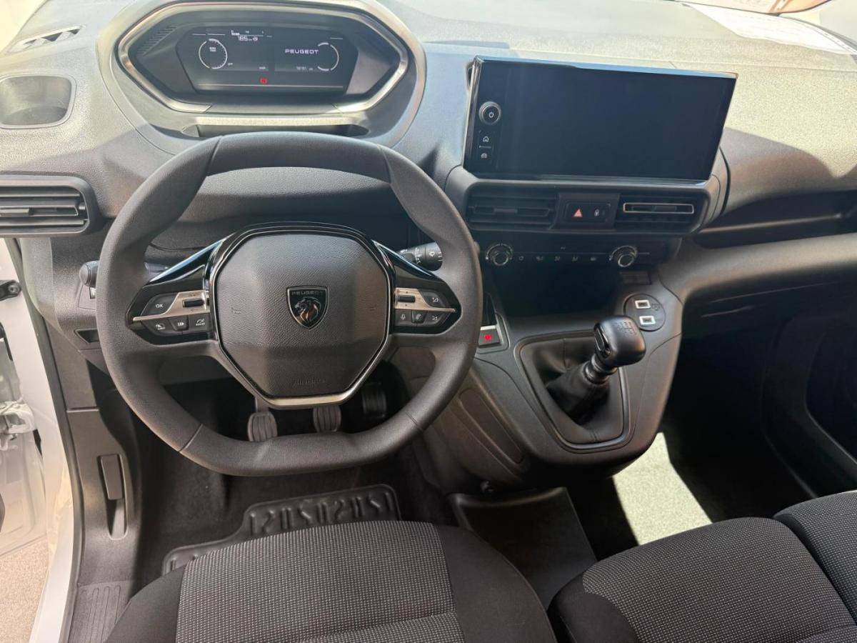 peugeot-partner-2025-diesel-1499cc