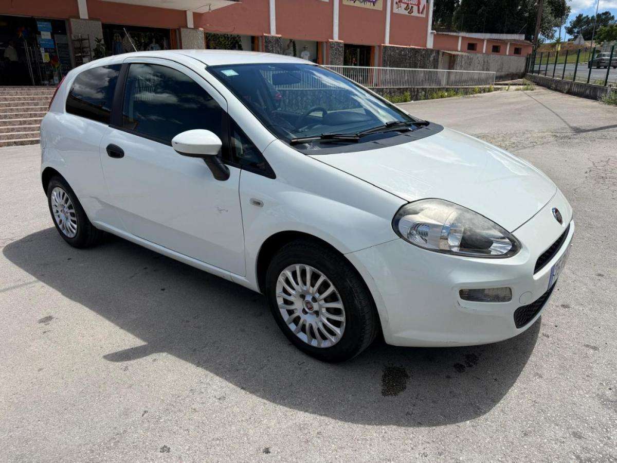 fiat-punto-evo-2015-diesel-1248cc