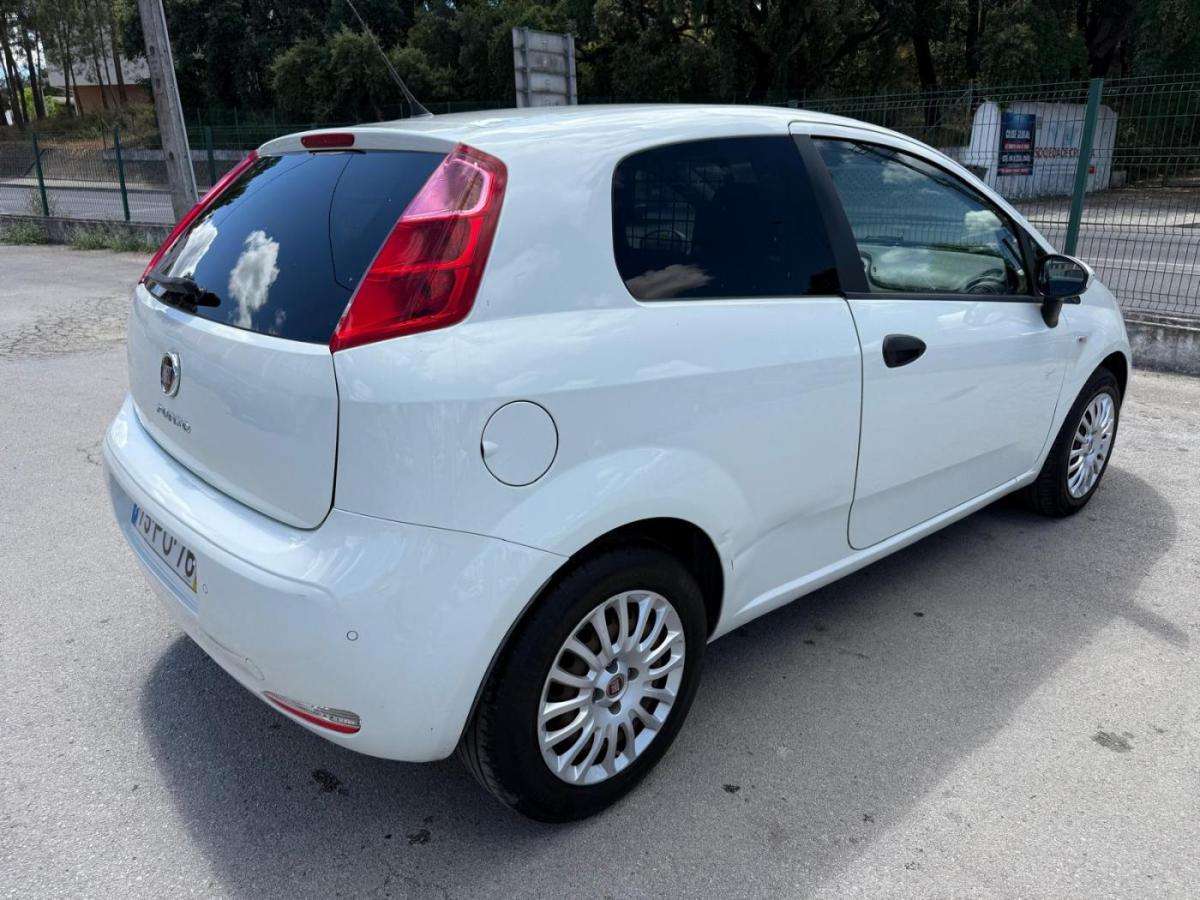 fiat-punto-evo-2015-diesel-1248cc