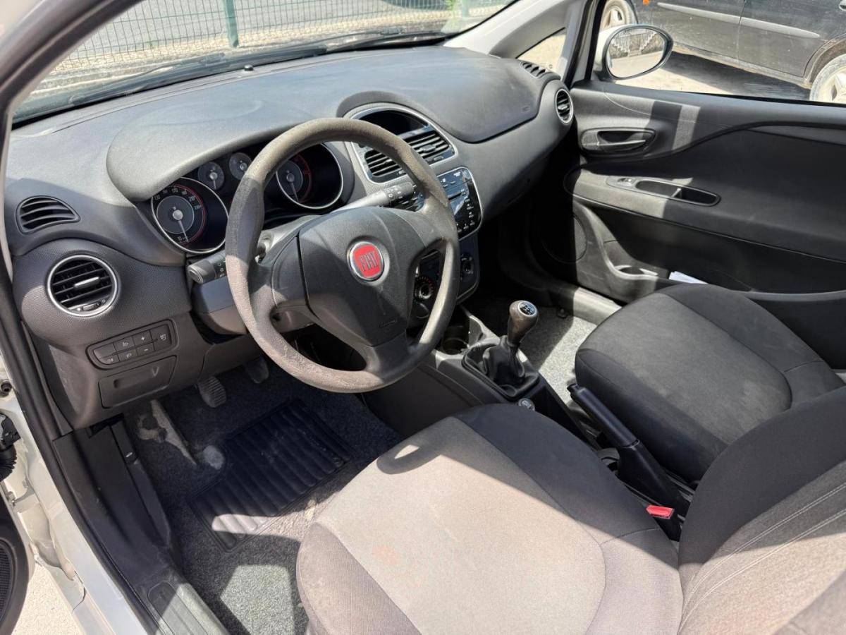 fiat-punto-evo-2015-diesel-1248cc