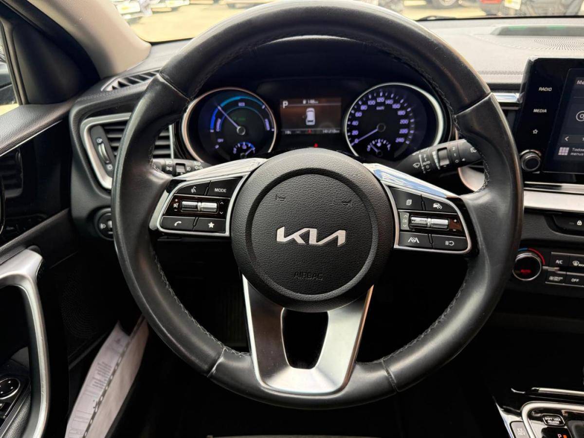kia-ceed-sw-2022-hibrido-a-gasolina-1580cc