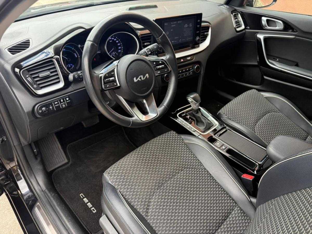 kia-ceed-sw-2022-hibrido-a-gasolina-1580cc