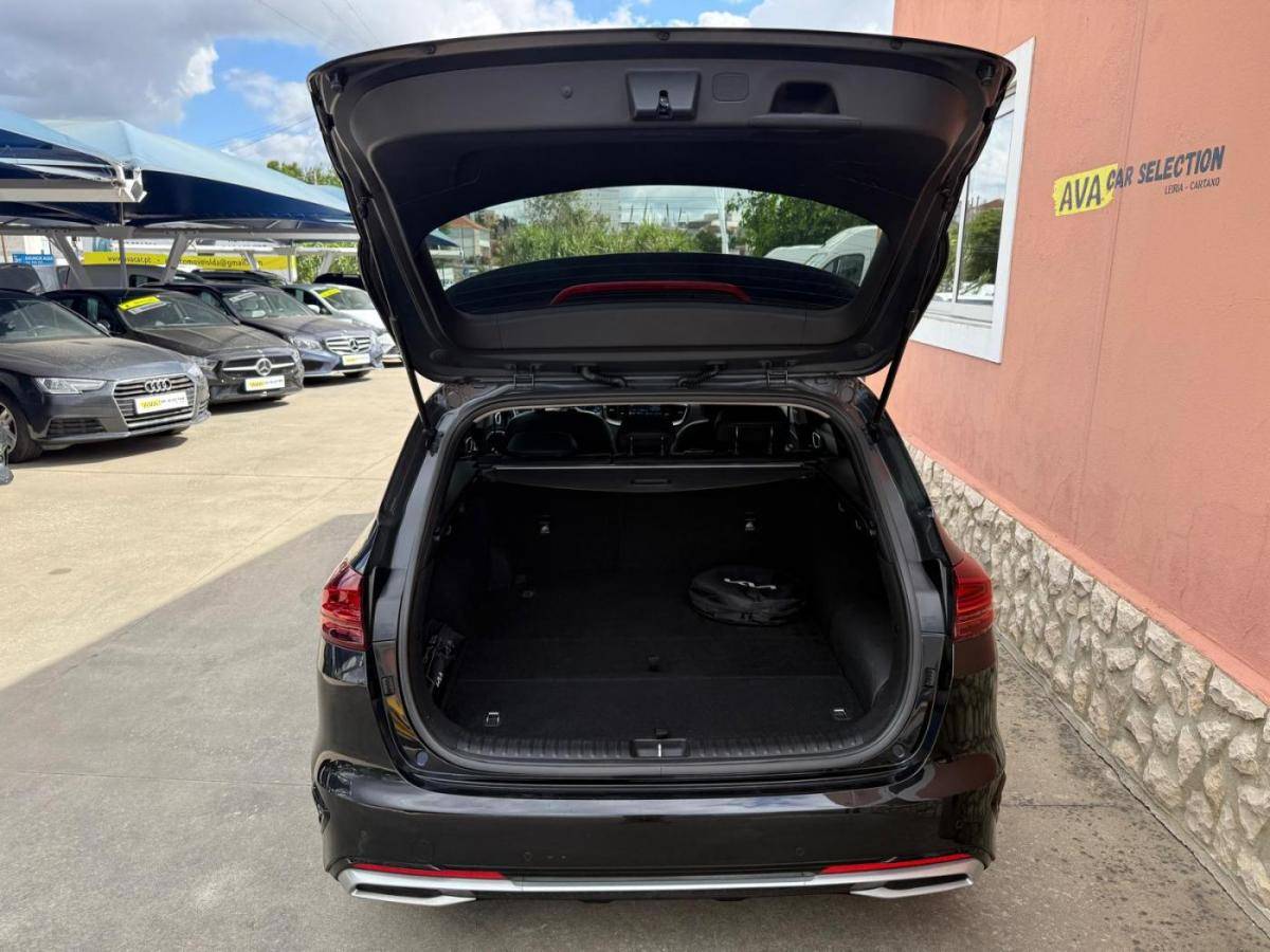 kia-ceed-sw-2022-hibrido-a-gasolina-1580cc