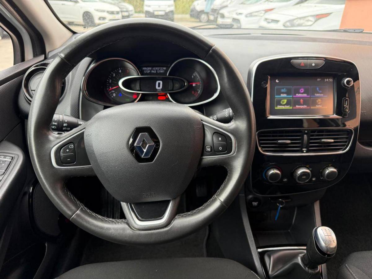 renault-clio-sport-tourer-2018-diesel-1461cc