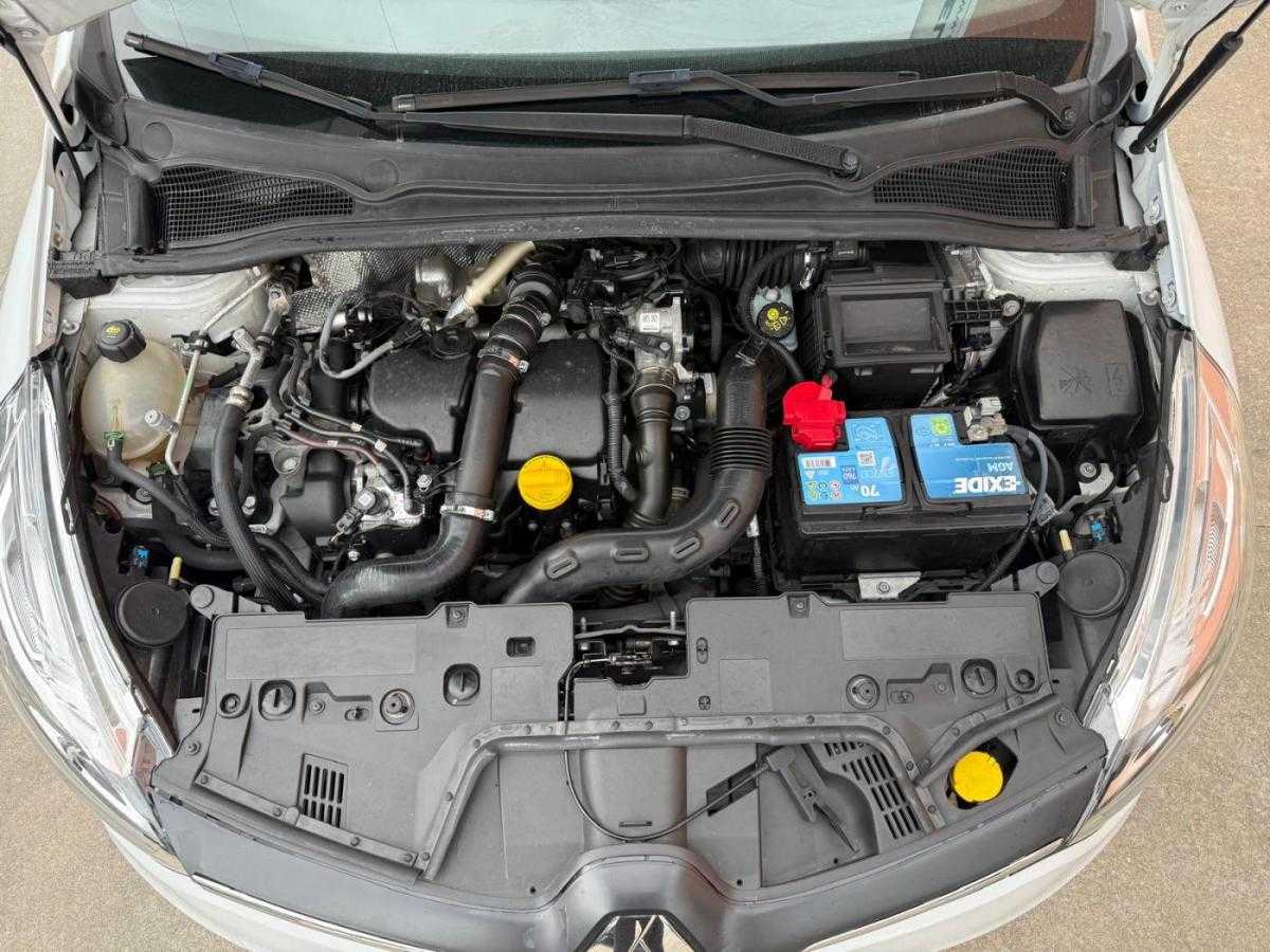 renault-clio-sport-tourer-2018-diesel-1461cc