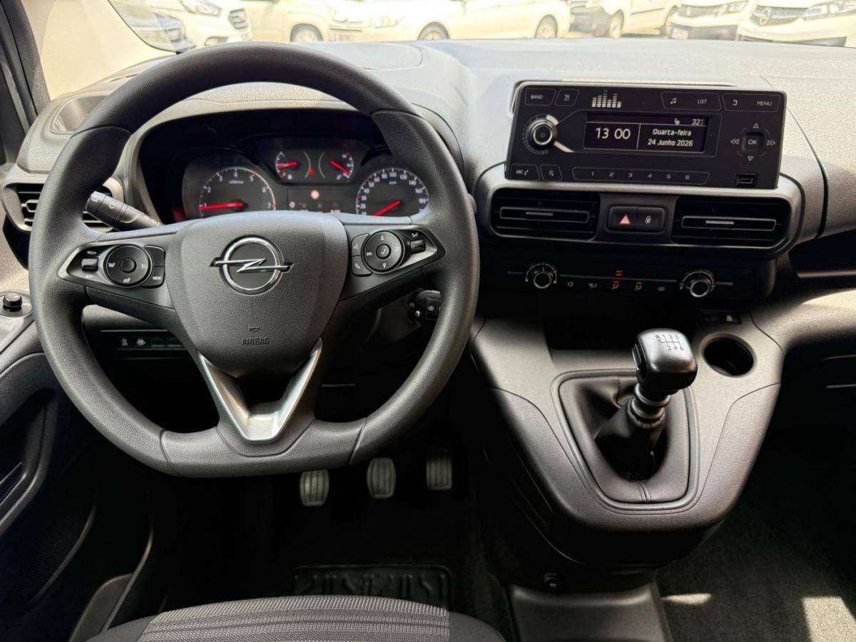 opel-combo-2022-diesel-1499cc