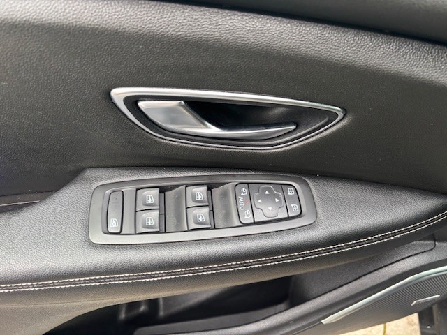 renault-scenic-2017-gpl-1197cc