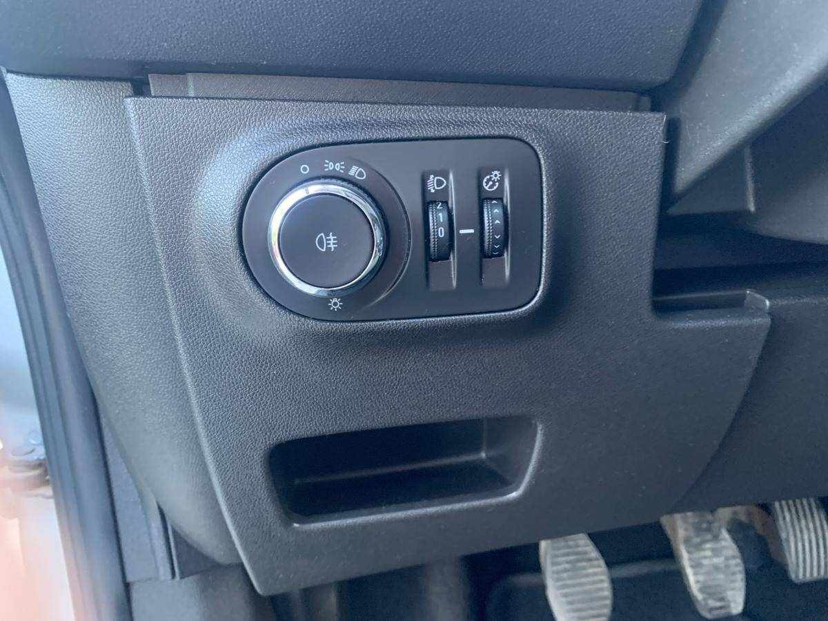 opel-corsa-2017-diesel-1248cc