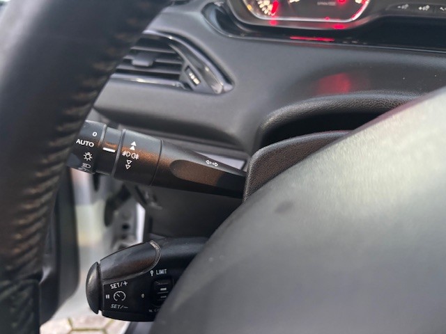 peugeot-208-2014-diesel-1398cc