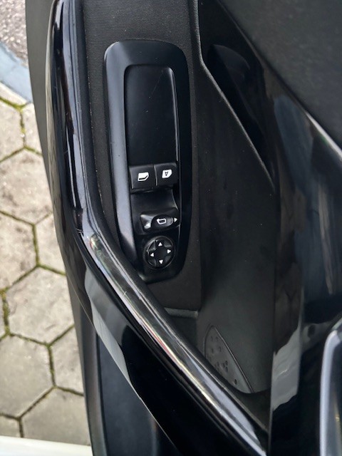 peugeot-208-2014-diesel-1398cc