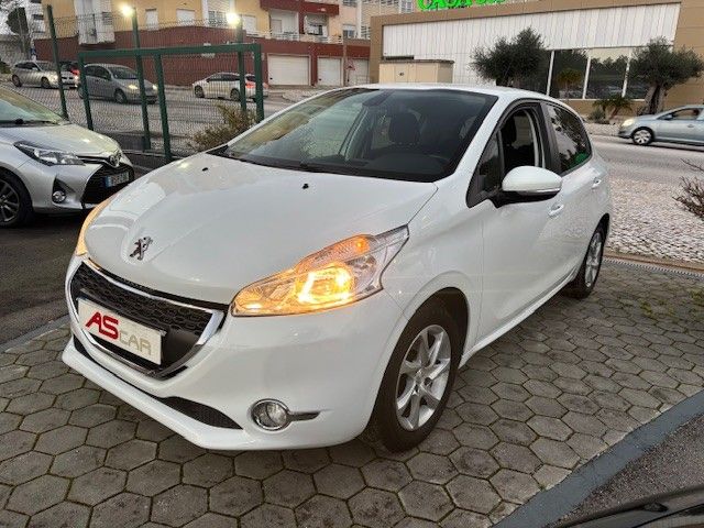 peugeot-208-2014-diesel-1398cc