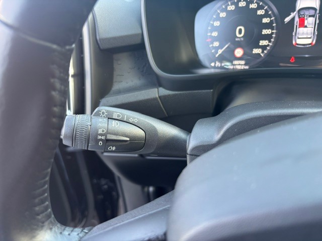 volvo-xc40-2020-diesel-1969cc