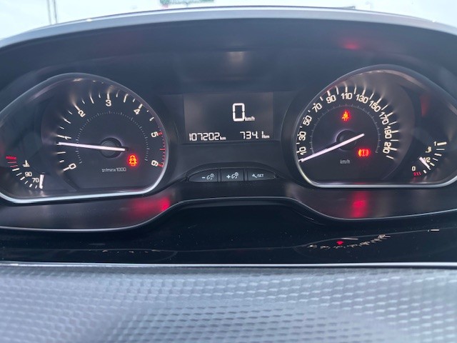 peugeot-2008-2018-diesel-1560cc