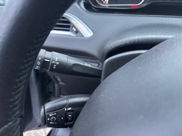peugeot-2008-2018-diesel-1560cc