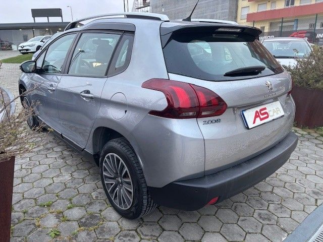 peugeot-2008-2018-diesel-1560cc