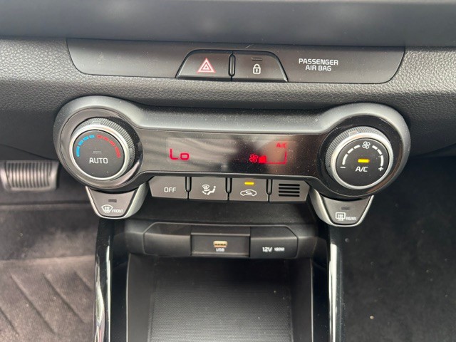kia-stonic-2025-gasolina-998cc