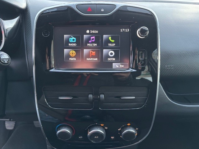 renault-clio-sport-tourer-2015-diesel-1461cc