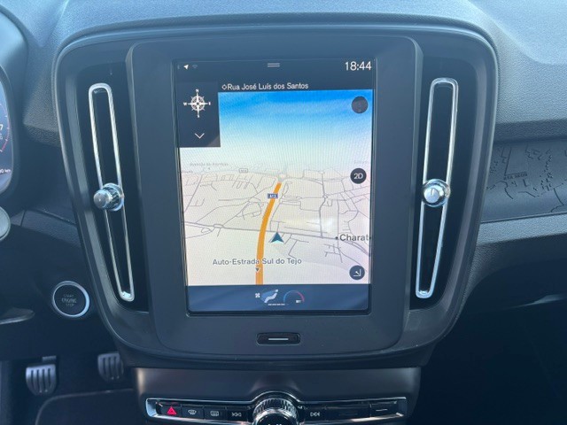 volvo-xc40-2018-gasolina-1477cc