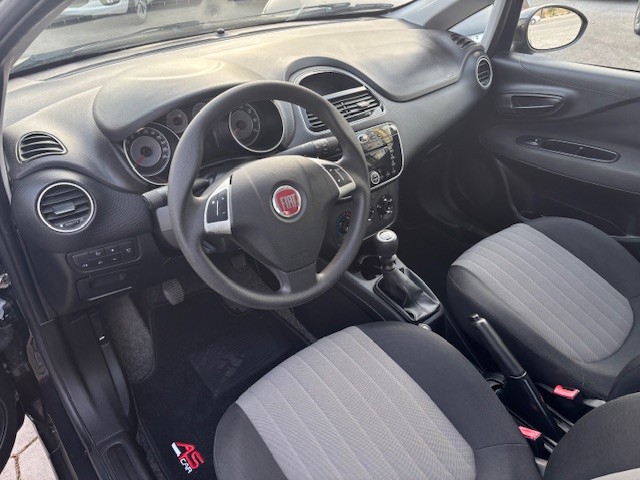 fiat-punto-2018-gasolina-1242cc