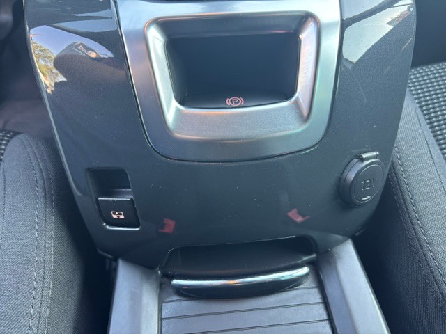 peugeot-5008-2012-diesel-1560cc