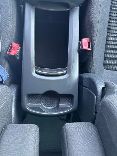 peugeot-5008-2012-diesel-1560cc