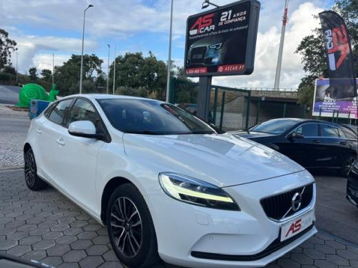 volvo-v40-2019-gasolina-1498cc
