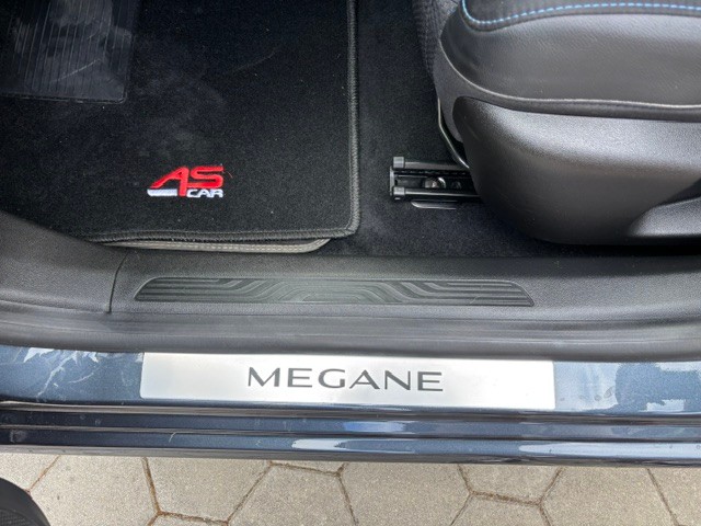 renault-megane-sport-tourer-2018-gasolina-1197cc