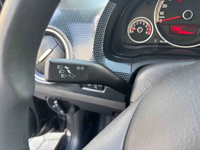 volkswagen-up-2016-gasolina-999cc