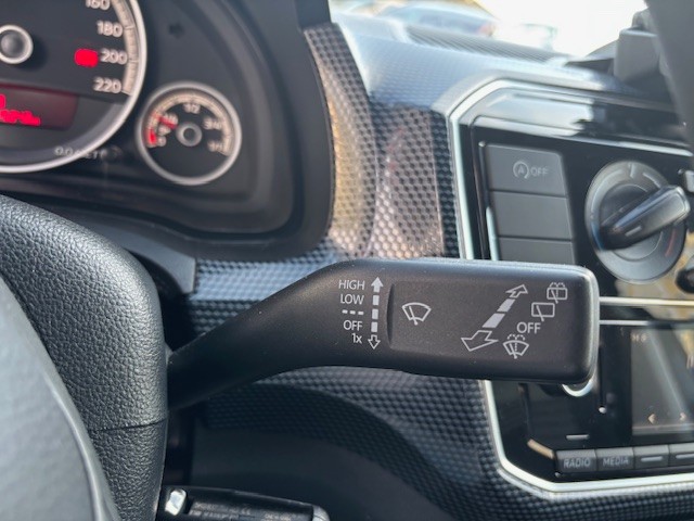 volkswagen-up-2016-gasolina-999cc