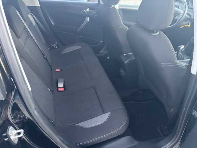 peugeot-2008-2017-diesel-1560cc