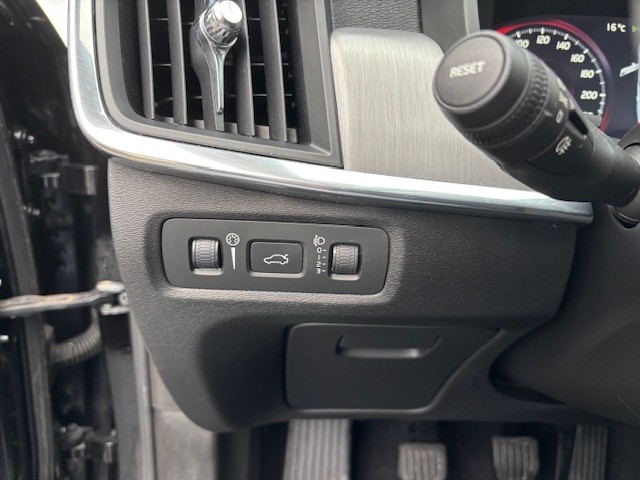 volvo-v90-2017-diesel-1969cc