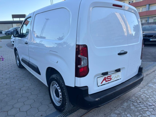 citroen-berlingo-2019-diesel-1560cc