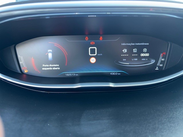 peugeot-5008-2017-diesel-1560cc