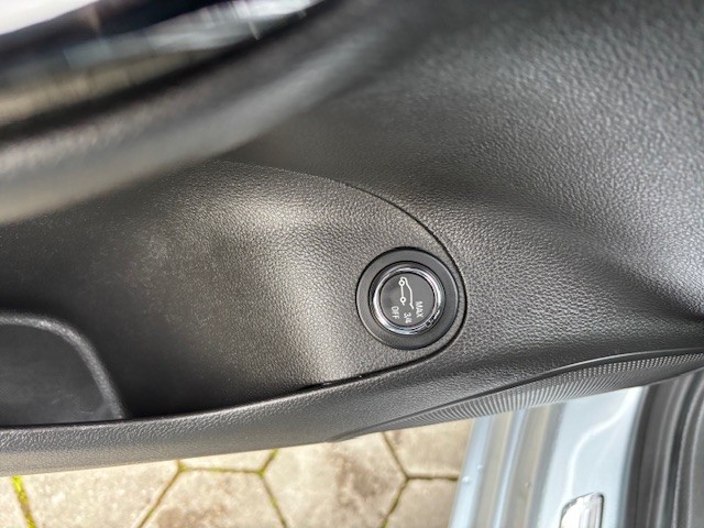 opel-astra-sport-tourer-2019-diesel-1598cc